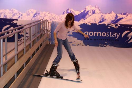 Mountain ski simulator in Kiev