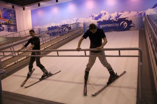 Mountain ski simulator in Kiev