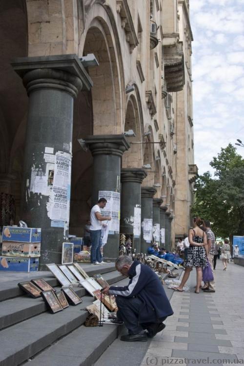 Mini market on the Shota Rustaveli Avenue