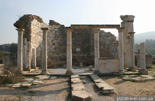 Церковь Богородицы в Эфесе