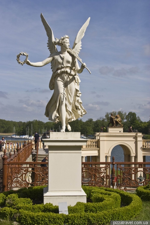 Sculpture over the orangery