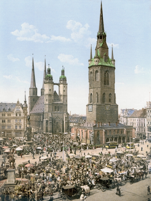 Market Square in Halle (1900)
