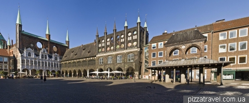  Marktplatz in Lubeck