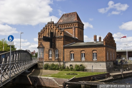 House of bridge caretakers in the port of Lubeck