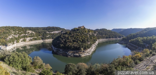 Оглядовий майданчик на монастир Сант-Пере де Касерес (Sant Pere de Casserres)