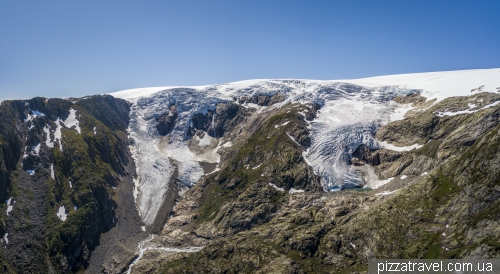 Buerbreen Glacier