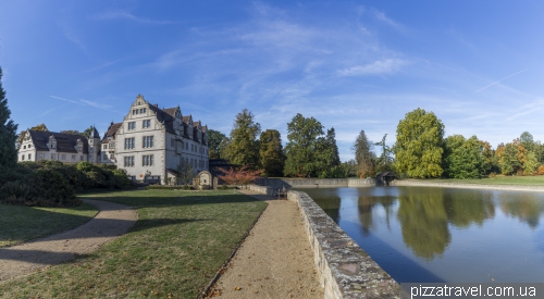 Замок Швоббер (Schloss Schwoebber)