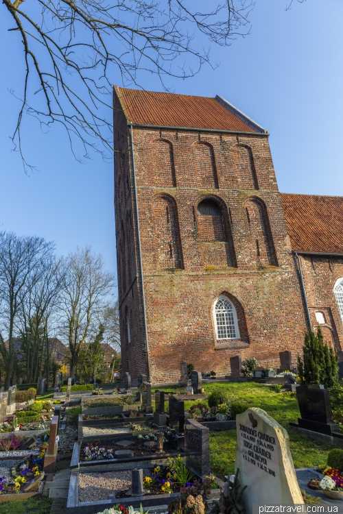 Leaning Church of /Suurhusen (Suurhuser Kirche)