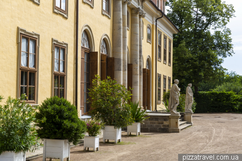 Mosigkau palace and park (Schloss Mosigkau)