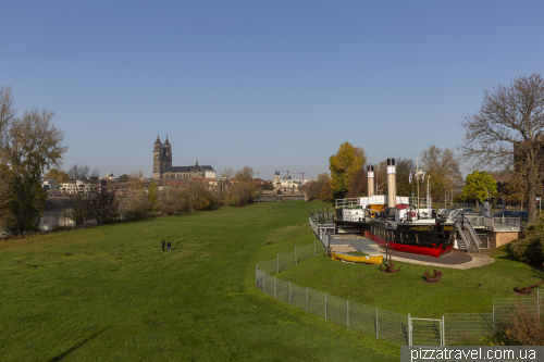 Autumn stroll in Magdeburg