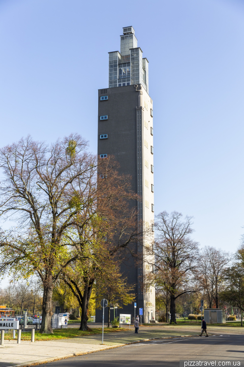 Autumn stroll in Magdeburg