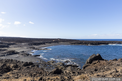 Вулканический пляж Малвас (Playa de las Malvas)