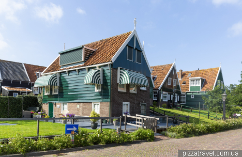 Marken