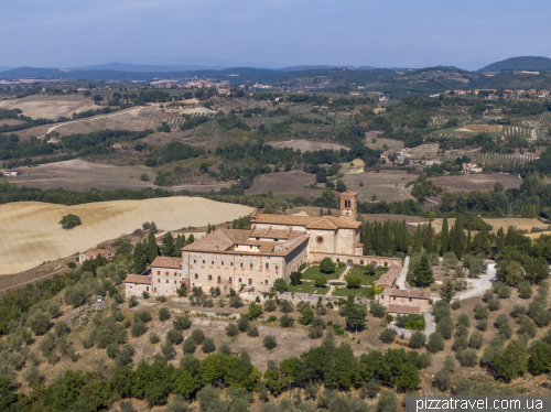 Monastery of St. Anna in Camprena (Chiesa di S. Anna in Camprena)