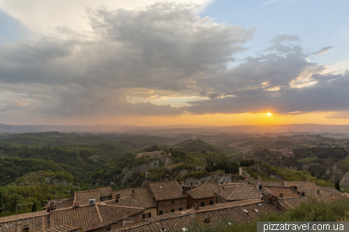 Beautiful Tuscan landscapes from the village of Chiusure