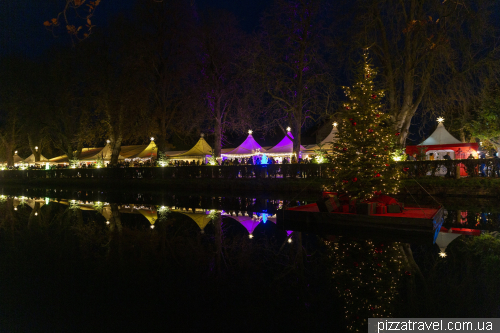 Christmas market at the palace in Bueckeburg