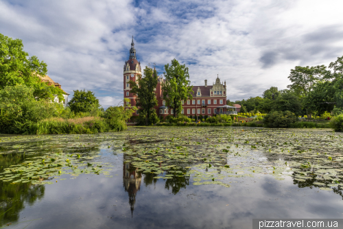 Дворец и парк в Бад Мускау (Bad Muskau)