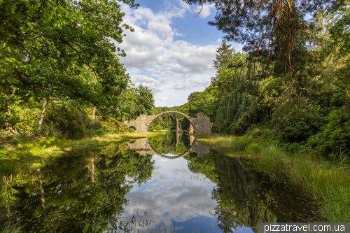 Devil's Bridge (Rakotzbrücke)