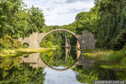 Devil's Bridge (Rakotzbrücke)