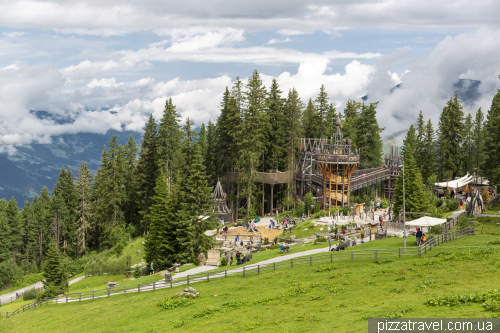 Дитячий парк Ялиновий замок Розенальм (Fichtenschloss Rosenalm)