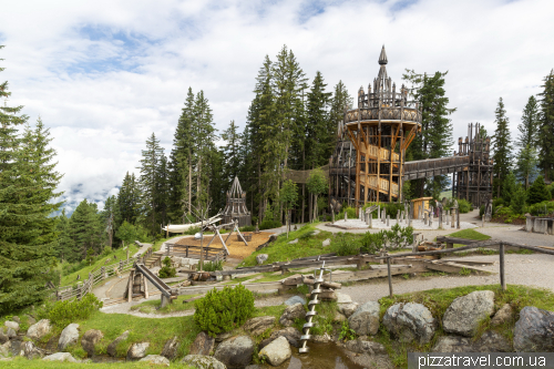 Дитячий парк Ялиновий замок Розенальм (Fichtenschloss Rosenalm)