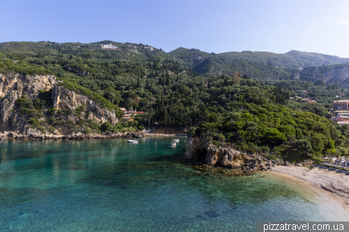 Монастир Палеокастриця (Paleokastritsa) на Корфу