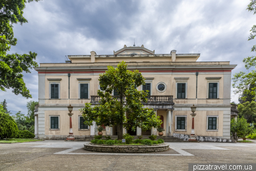 Mon Repos Park and Villa in Corfu