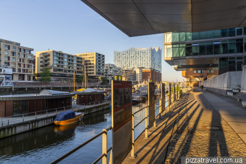 HafenCity Hamburg - Am Sandtorkai/Dalmannkai