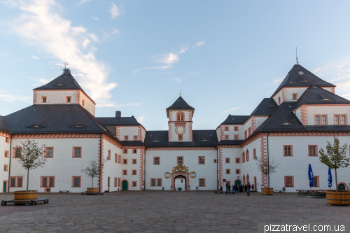 Замок Аугустусбург (Schloss Augustusburg)