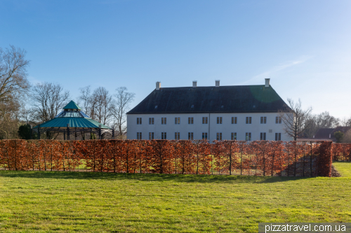 Замок Бенкхаузен (Schloss Benkhausen)