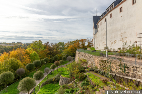 Замок Вильденфельс (Schloss Wildenfels)