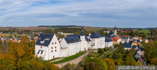 Замок Вильденфельс (Schloss Wildenfels)