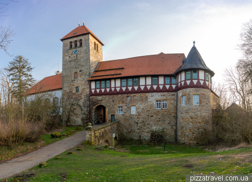 Замок Вольденберг (Burg Wohldenberg)