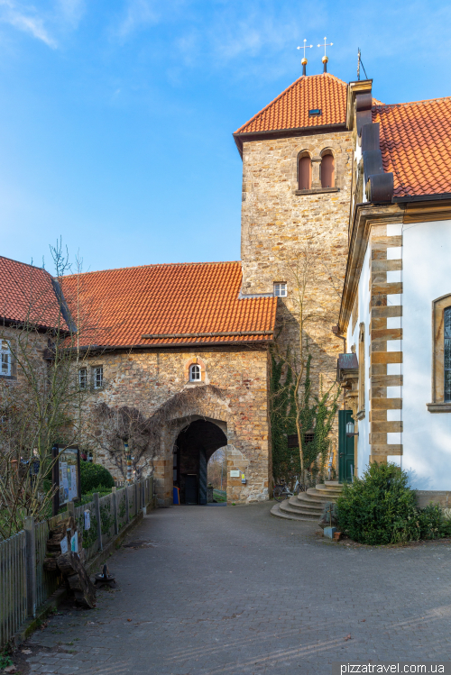 Замок Вольденберг (Burg Wohldenberg)