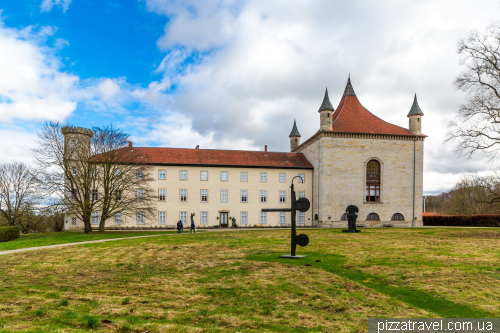 Derneburg castle (Schloss Derneburg)