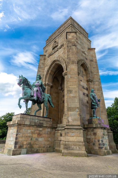 Монумент Кайзеру Вильхельму около Дортмунда (Kaiser-Wilhelm-Denkmal)