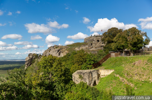 Руины замка Регенштайн в горах Харц (Burg Regenstein)