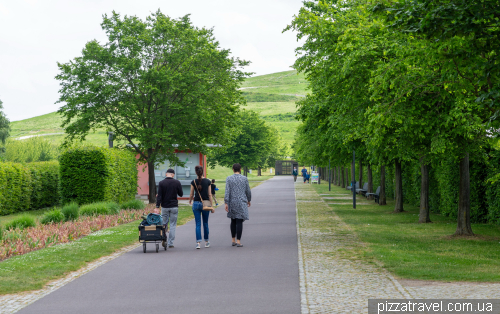 Эльбауенпарк в Магдебурге (Elbauenpark)