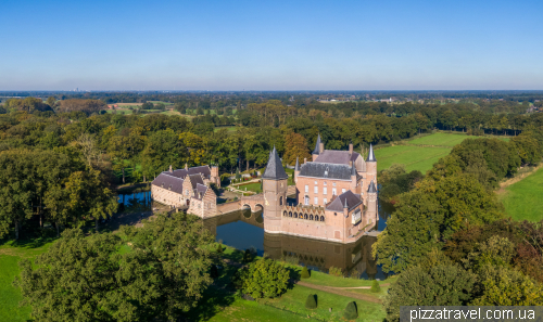 Замок Хесвейк (Kasteel Heeswijk)