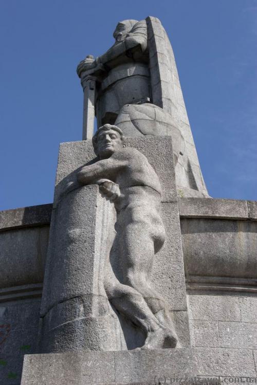 Monument to Bismarck