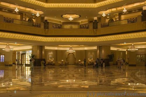 Отель Emirates Palace в Абу-Даби