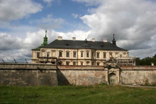 Pidgirtsi Castle